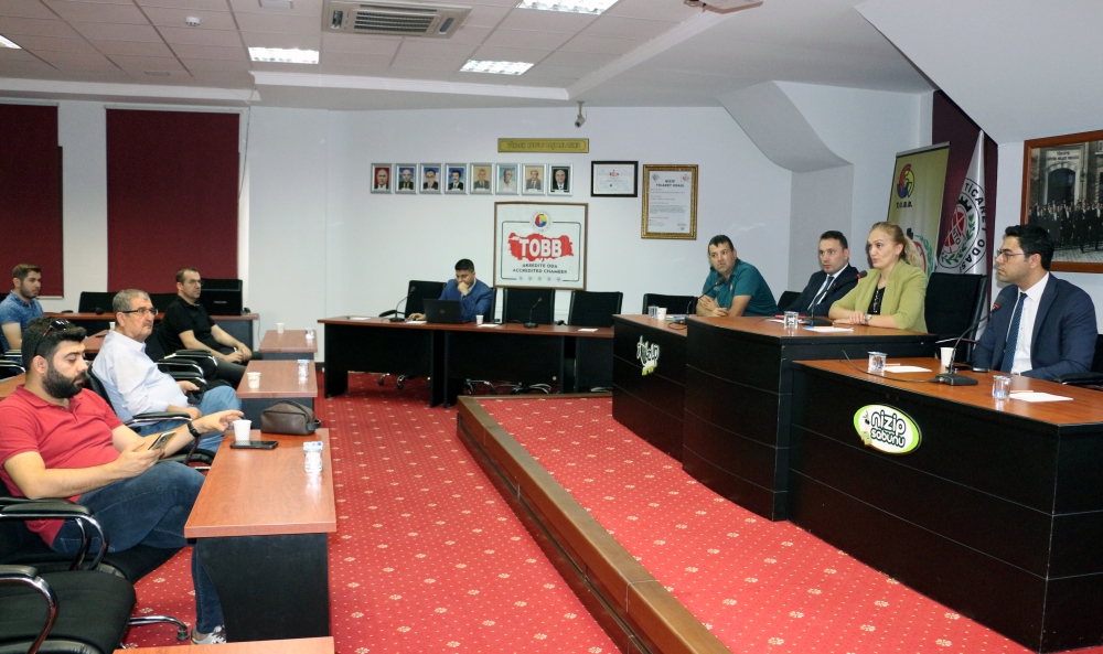 Nizip Ticaret Odası’nda Dış Ticaret İstihbaratı Anlatıldı