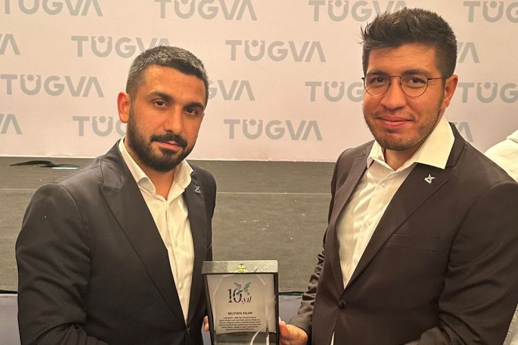 Nizip TÜGVA'ya Bölge Ödülü