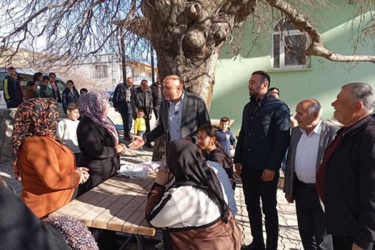 CHP Milletvekili Meriç ve İlçe Başkanı Alagöz Çanakçı Köyü’nde Köylülerle Buluştu CHP Milletvekili Meriç ve İlçe Başkanı Alagöz Çanakçı Köyü’nde Köylülerle Buluştu