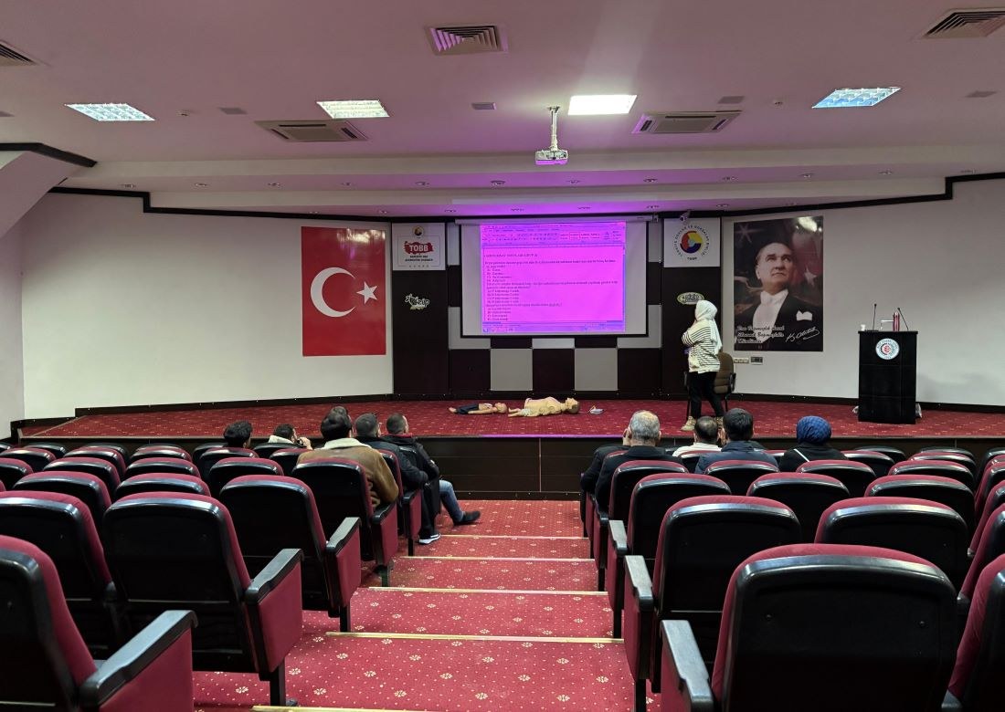 Nizip Ticaret Odası’nda İlk Yardım Eğitimi Düzenlendi
