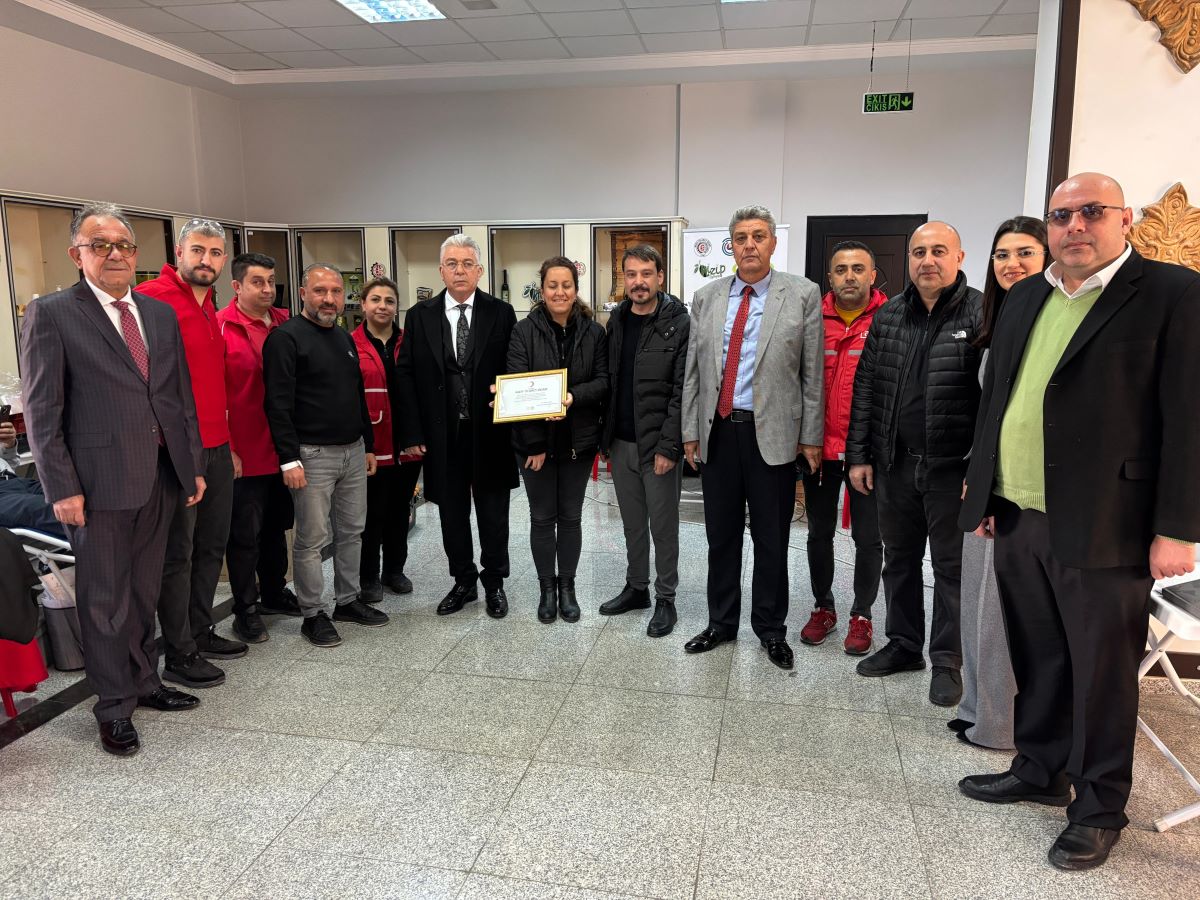 Nizip Ticaret Odası’nda Kan Bağışı Kampanyasına Yoğun Katılım