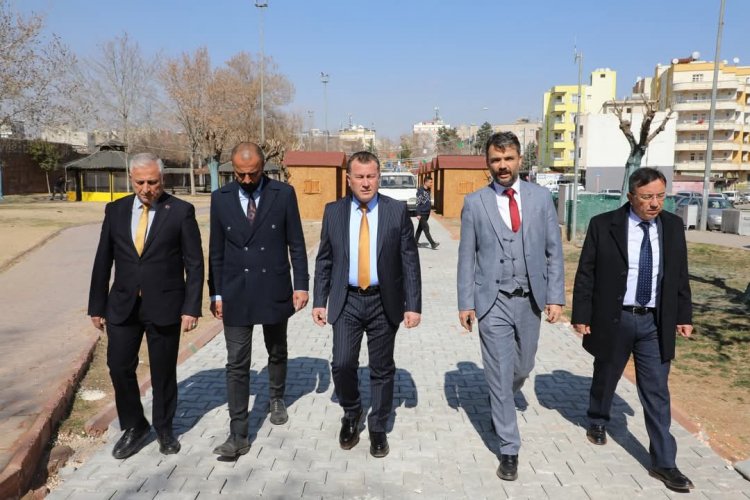 Nizip Belediyesi, Ramazan Ayı'na Özel "Ramazan Sokağı" ile Şehri Şenlendiriyor. Nizip Belediyesi, Ramazan Ayı'na Özel "Ramazan Sokağı" ile Şehri Şenlendiriyor.