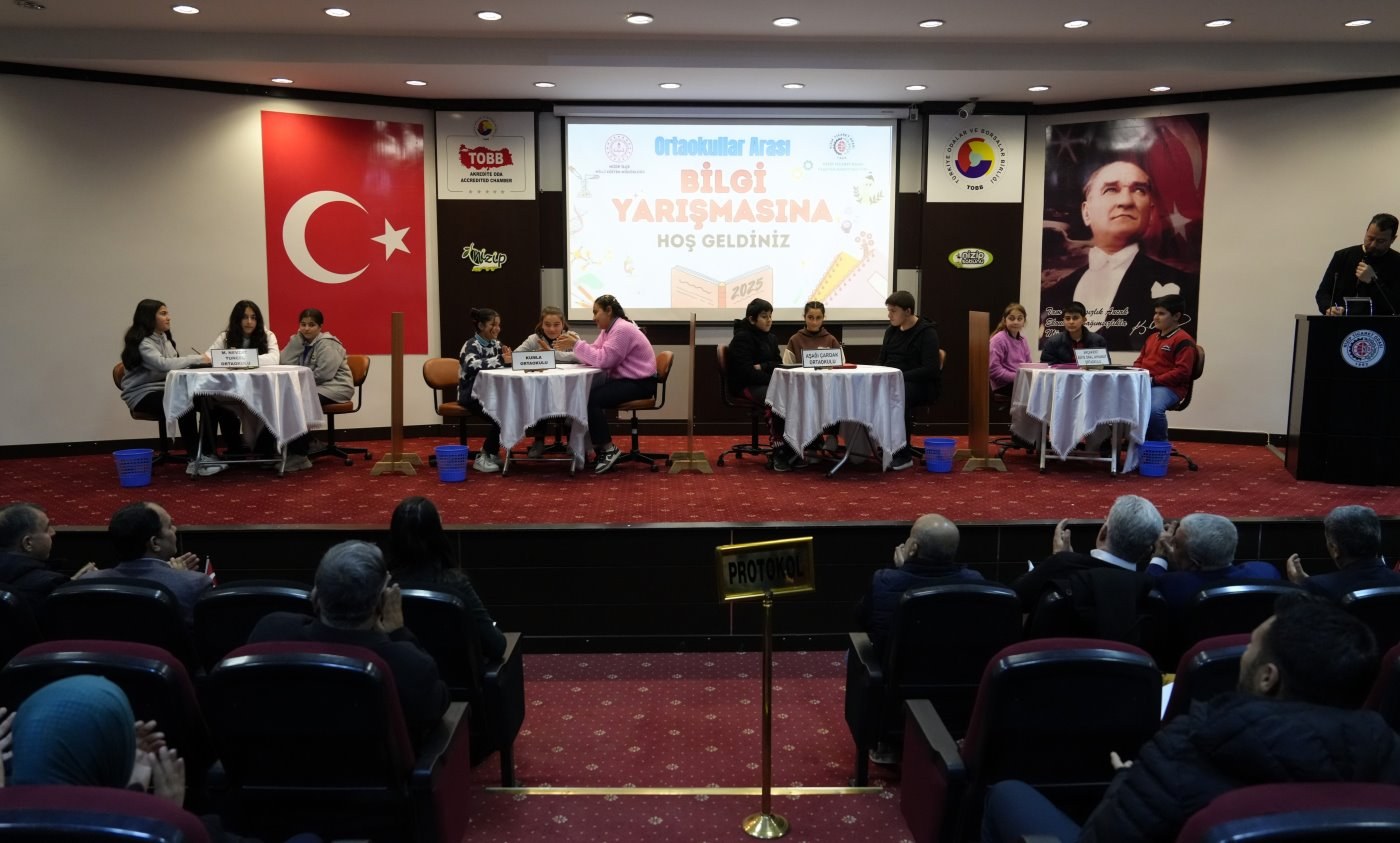 Nizip Ticaret Odası’nda Ortaokullar Arası Bilgi Yarışmaları Başladı