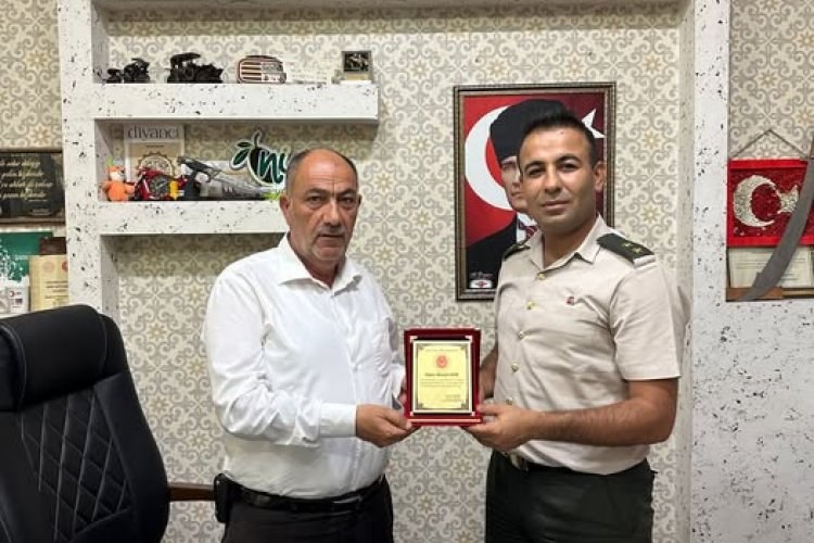 Şehit Yakınları ve Gazilere Verilen Destek Plaketle Taltif Edildi