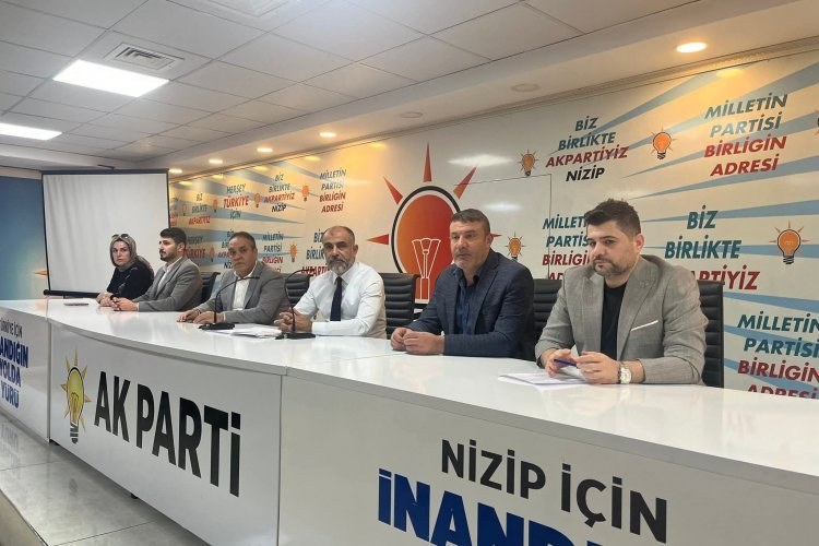 AK Parti Nizip İlçe Teşkilatı Ekim Ayı Divan Toplantısını Gerçekleştirdi AK Parti Nizip İlçe Teşkilatı Ekim Ayı Divan Toplantısını Gerçekleştirdi