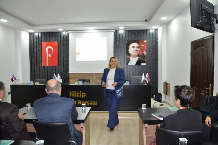 Nizip Ticaret Borsası Meclis Üyelerine “İletişim ve Protokol Kuralları Eğitimi” Veril