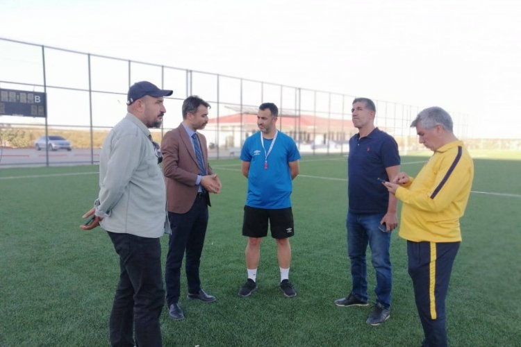 Belediye Özel Kalem Müdürü Hasan Çalış'tan Takıma Moral Ziyareti Belediye Özel Kalem Müdürü Hasan Çalış'tan Takıma Moral Ziyareti