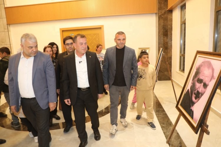 Cumhuriyetin Kurucusu Atatürk Nizip’te Anıldı: Gurur ve Minnet Bir Aradaydı Cumhuriyetin Kurucusu Atatürk Nizip’te Anıldı: Gurur ve Minnet Bir Aradaydı