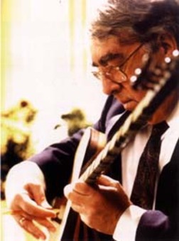 Prof. Necdet YAŞAR Kimdir?