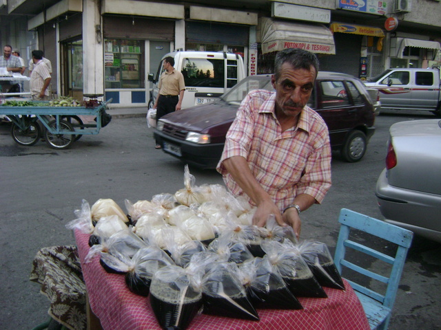 Iftar Vakti Yaklaşirken...