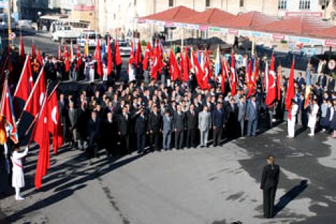 24 Kasım Öğretmenler Günü kutlandı