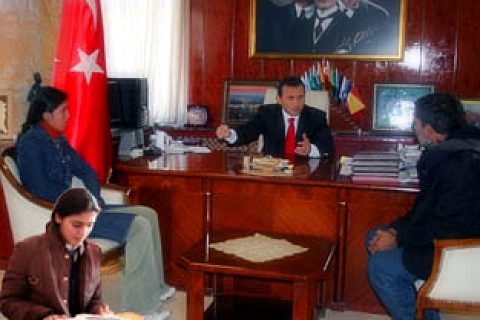 Nişanı Kaymakam bozdu