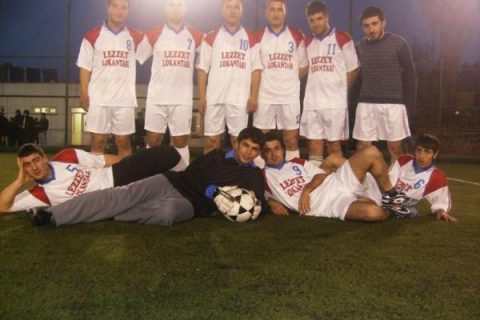 Yarı Finaldeyiz  (NizipMYo)