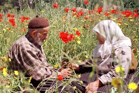 Evlilik Aşkı Öldürür Derler...?!!