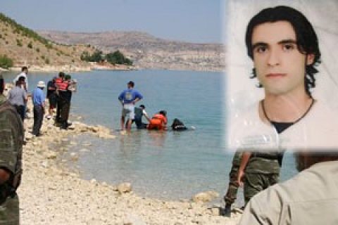 Fıratta Terliğini Bulmak İsterken Boğuldu