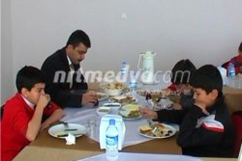 Öğrencilere Sınav Öncesi Kahvaltı