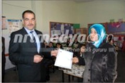 Öğrenci Velilerine "Teşekkür Belgesi"