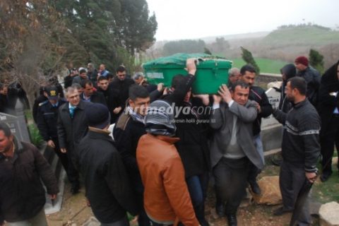 Hacı Hamdi Bozkurt, Toprağa Verildi