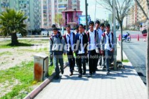 Öğrencilerden TEDAŞ' a Teşekkür