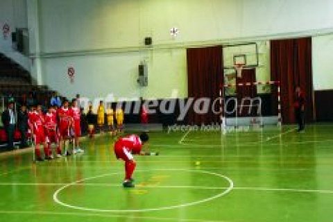 "Hokey Turnuvası" Başladı