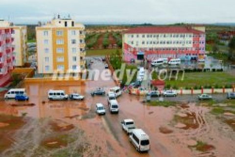 Yağışlar, Öğrencilere de Zor Anlar Yaşattı