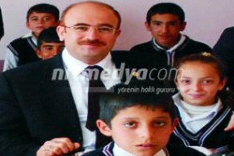 23 Nisan Ulusal Egemenlik ve Çocuk Bayramı