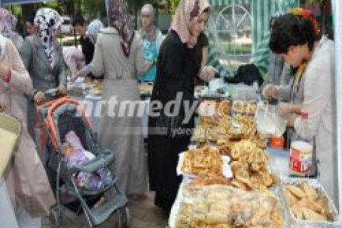 İhtiyaç Sahibi Öğretim Gören Çocuklar Yararına, Kermes