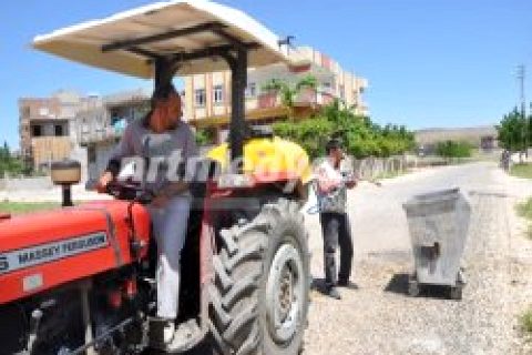 Nizip Belediyesinden İlaçlama Çalışması