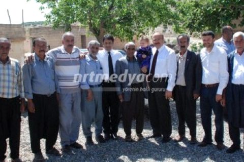 AK Parti Adayları Beldeleri Gezdi