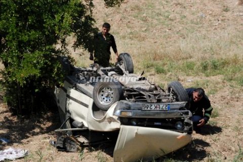 Takla Atan Otomobilde Yaralandı