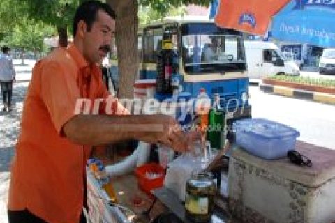 Vatandaşın Tercihi; Asitsiz Soğuk İçecekler