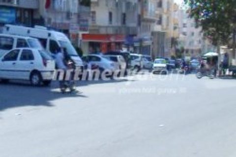 Necip mahmut caddesi'nde trafik keşmekeşi
