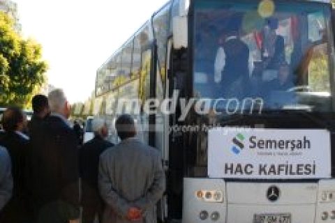 Nizip Hac Kafilesi Yola Çıktı
