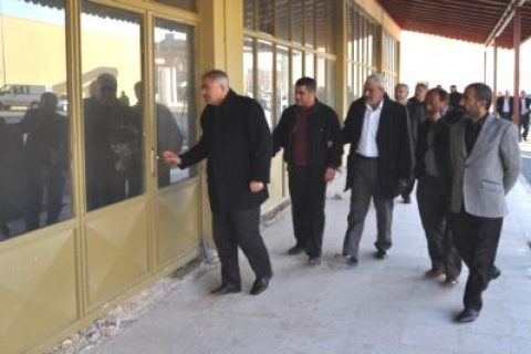 Nizip fıstık halinde Dükkanlar satışa çıkıyor