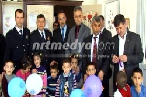 Video:   POLİSTEN, ÖĞRENCİLERE EĞİTİM SEMİNERLERİ