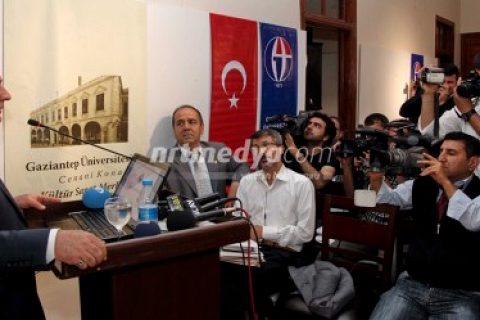 Video:   REKTÖR COŞKUN HİZMETLERİNİ ANLATTI
