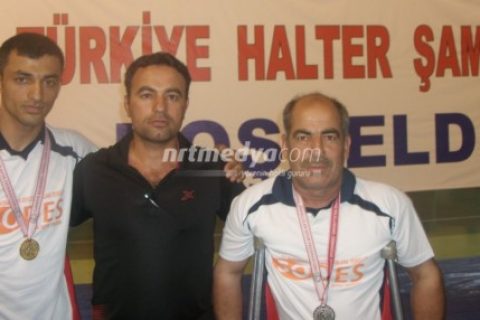Nizipli Halterci Türkiye Şampiyonu Oldu