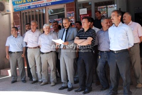 Teç-sen' den yarım günlük grev