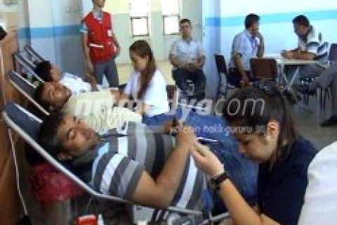 Video:   SANAYİ ESNAFI KAN VERDİ