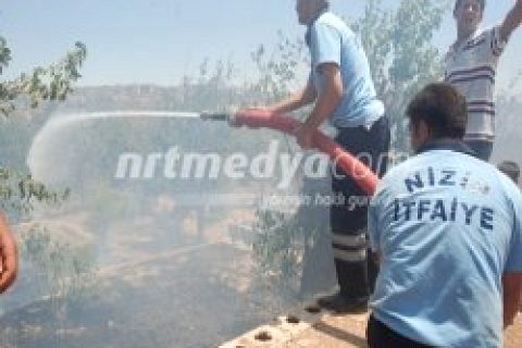 Anız Yangını Korkuttu