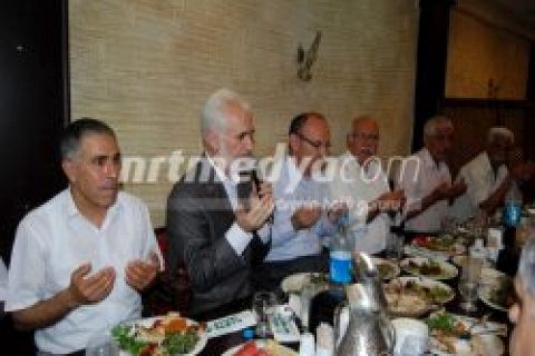 çınaroğlu giyim'den iftar yemeği