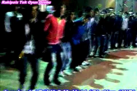 Video: Halaylarıyla Nizip' in RAKİPSİZ Tek Oyun Grubu Mehmet Yıldız ve Arkadaşları Ha