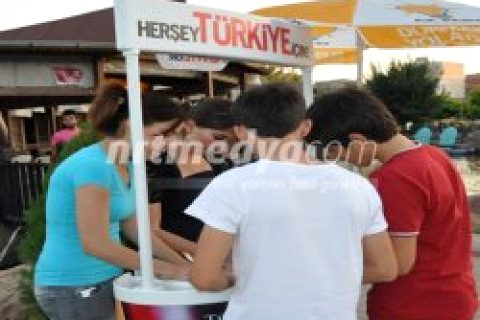 Ak parti'de kayıtlar 1 hafta uzatıldı