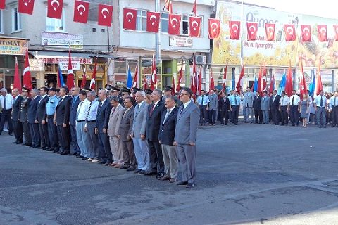 19 Eylül Gaziler Günü Cumhuriyet Meydanında düzenlenen törenle kutlandı.