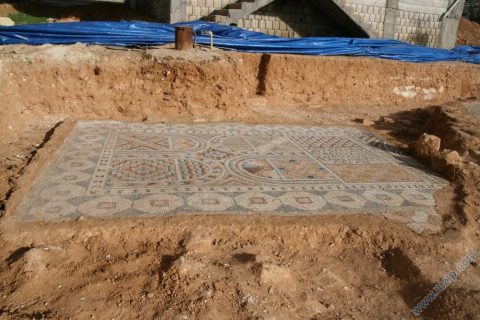 Nisibiyn Mozaiklerini G.Antep'e götürdüler