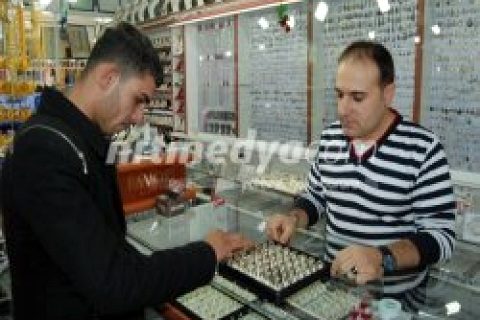 Esnaflarda yeni yıl hazırlıkları