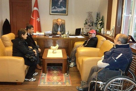 Nizip Zeugma Engelliler Spor Kulübü Derneği’nden Kaymakam Yaşar KARADENİZ’e ziyaret.