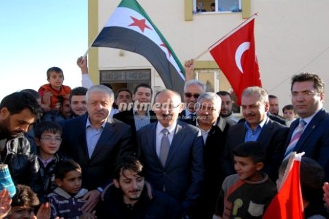 Uzer Karadeniz ve Akdoğan'a Teşekkür Etti