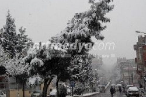 Nizip Beyaza Büründü