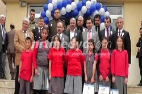 Polis haftası kokteylle kutlandı